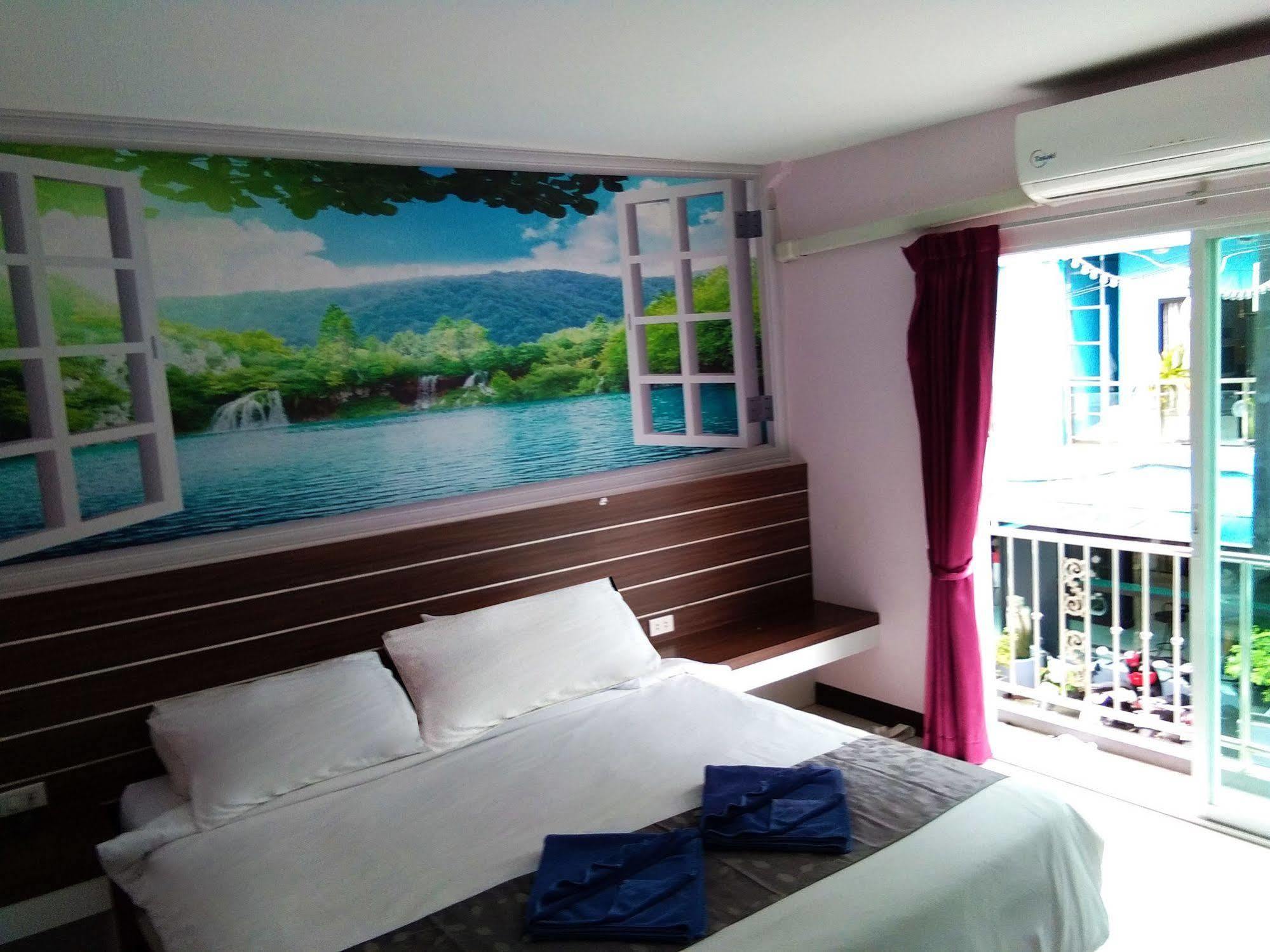 The Shades Bed And Breakfast Boutique Hotel Patong Eksteriør bilde